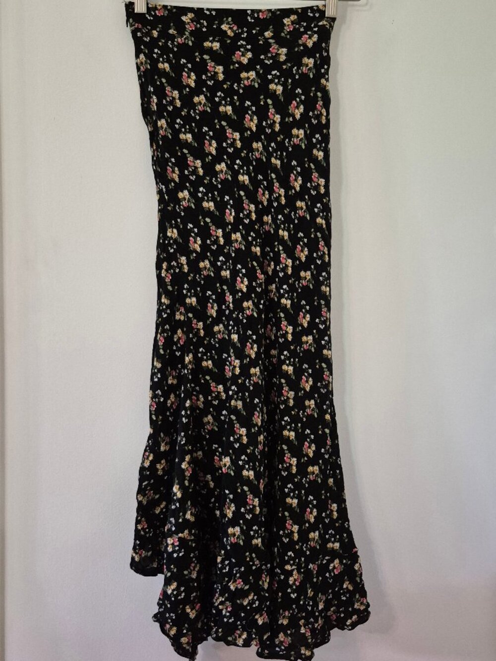 Free People Black Ditsy Floral Maxi Skirt 0 Boho Whimsigoth Cottagecore Grunge - Picture 2 of 6